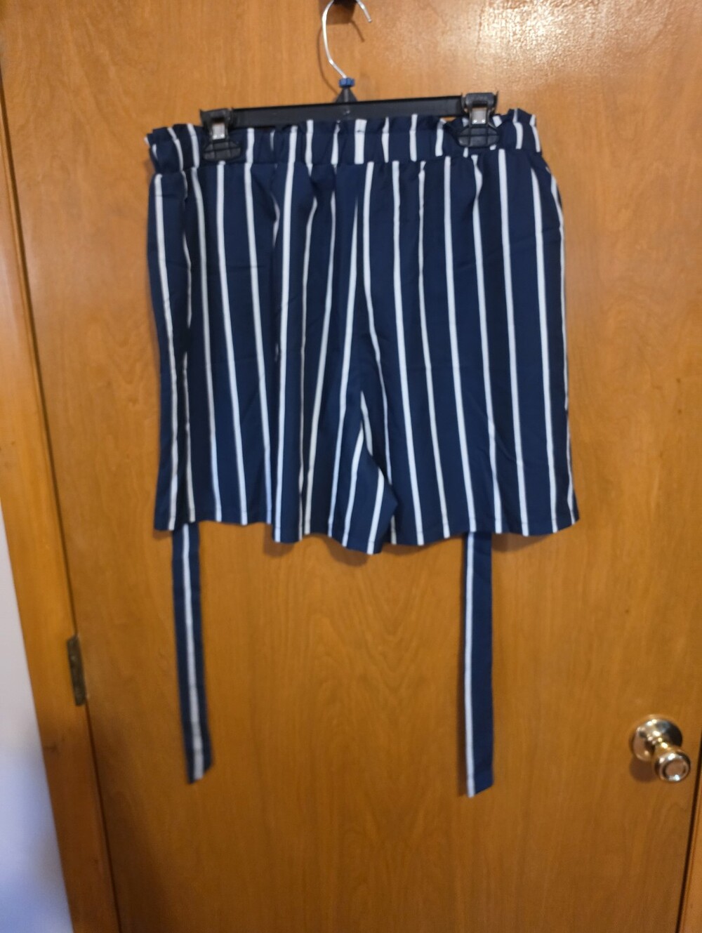 Shorts - Picture 3 of 3